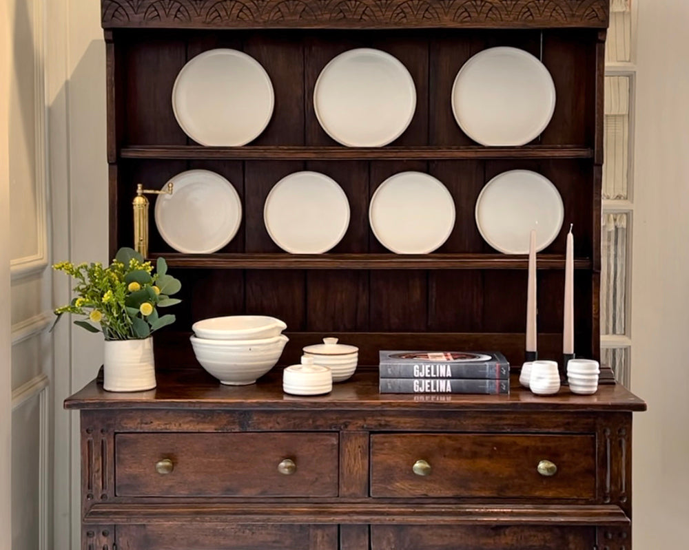 Hutches, Cabinets & Shelves