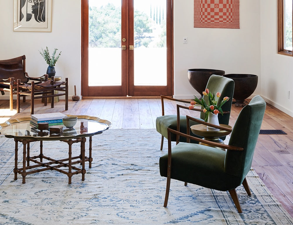Accent chairs