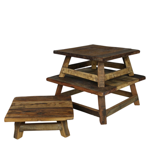 Farmhouse Stand - S