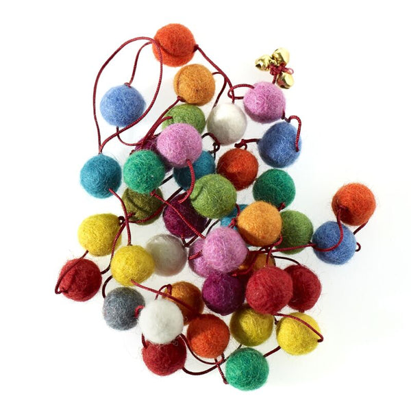 Pom Pom Garland