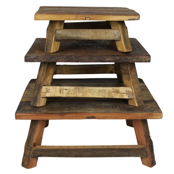 Farmhouse Stand - S