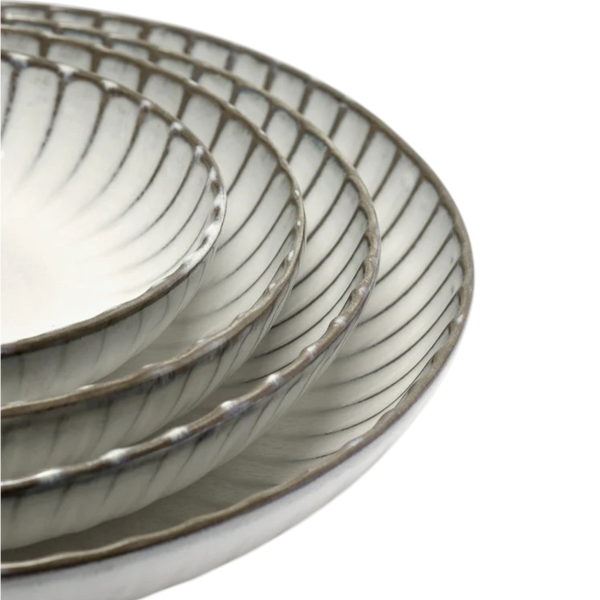 Inku Serving Bowl - White, S (10.63" Dia)