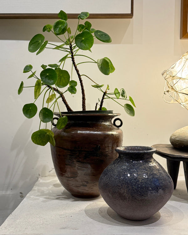 Large Shino Vessel by Gerin del Carmen