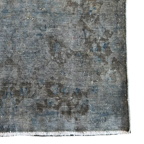 Vintage Distressed Area Rug • 13'3" x 9'7"