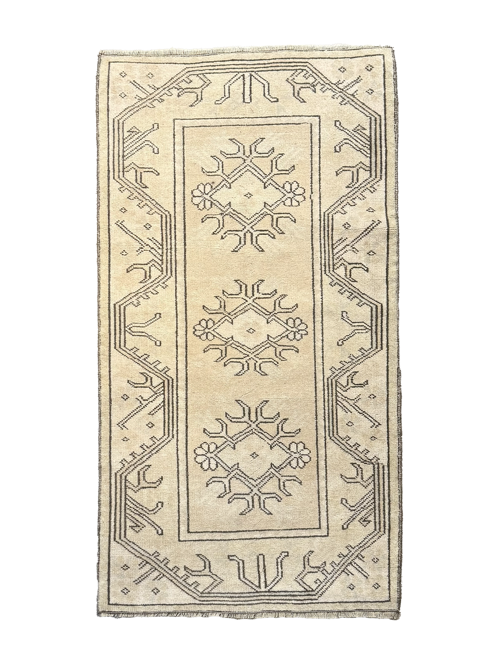 Moroccan Rug • 2'5" x 4'6"