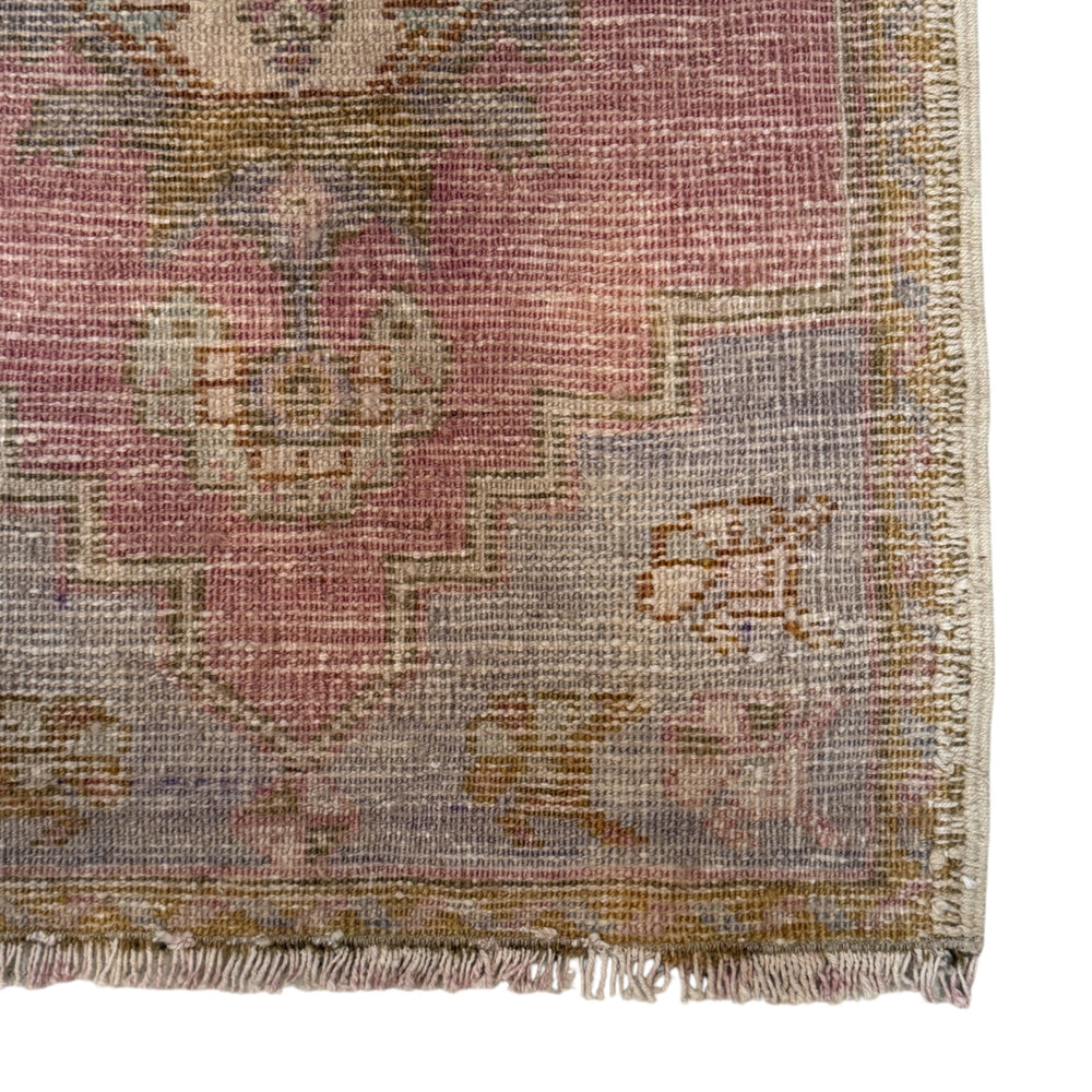 Vintage Moroccan Entry Rug • 2'8" x 1'5"