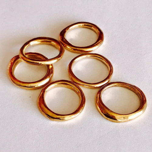Circle Ring by Lili T