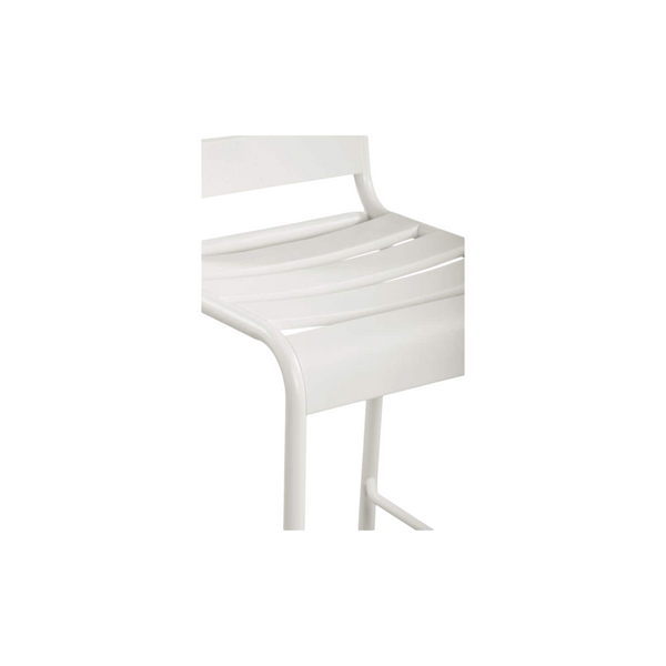 deKor white slatted steel outdoor bar stool with a modern, minimalist design and comfortable curved seat profile.