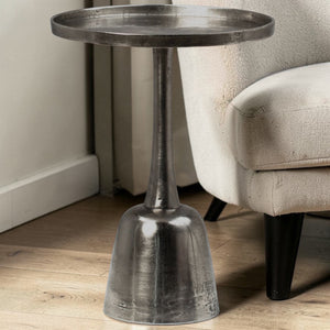 Wolvar Side Table