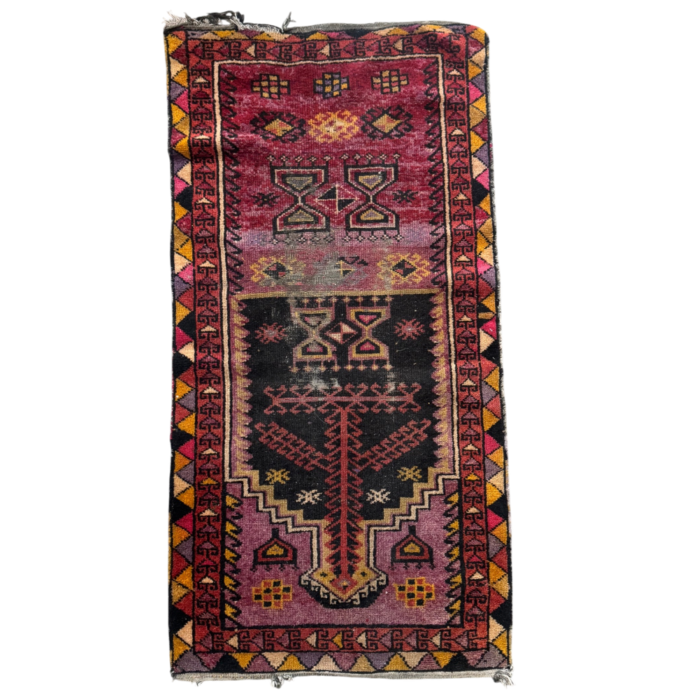 Vintage Caucasian Rug • 2'6" x 5'