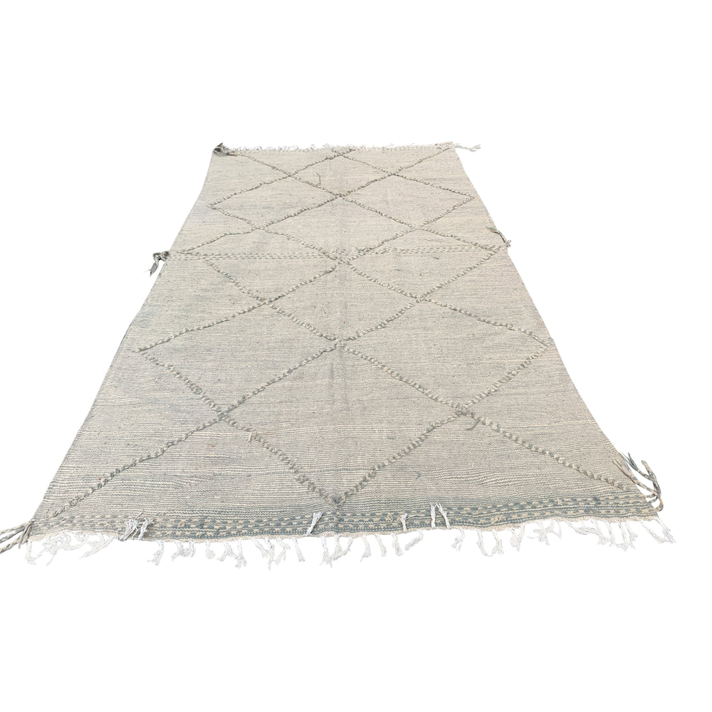 Vintage Moroccan Rug • 5'4" x 6'6"